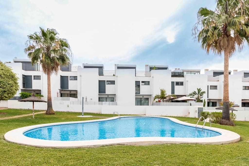 Apartamento Moderno Tranquilo Con Piscina Y Jardin デニア エクステリア 写真