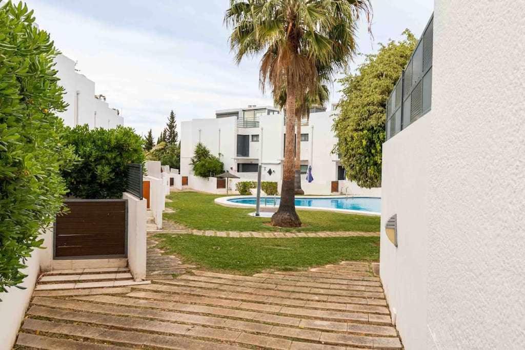 Apartamento Moderno Tranquilo Con Piscina Y Jardin デニア エクステリア 写真